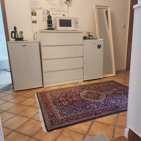 Min Hisele, Ma Petite Maison