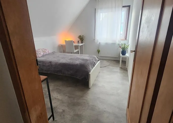 Min Hisele, Ma Petite Maison *